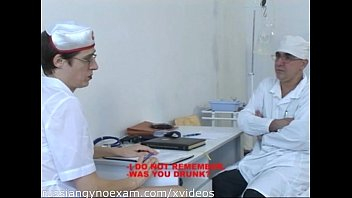 Пухлая грудастая русская крошка на гинекологическом осмотре